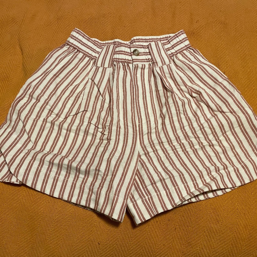 Madewell Linen Blend Curved Hem Shorts in Stripe, Afterglow Red, Women’s size XS